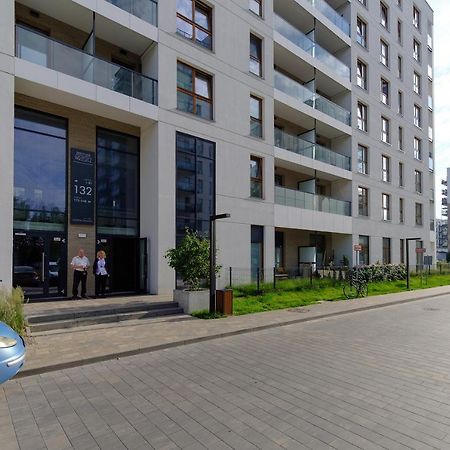 Hello Apartments Zajezdnia Wrzeszcz With Private Parking 格但斯克 外观 照片