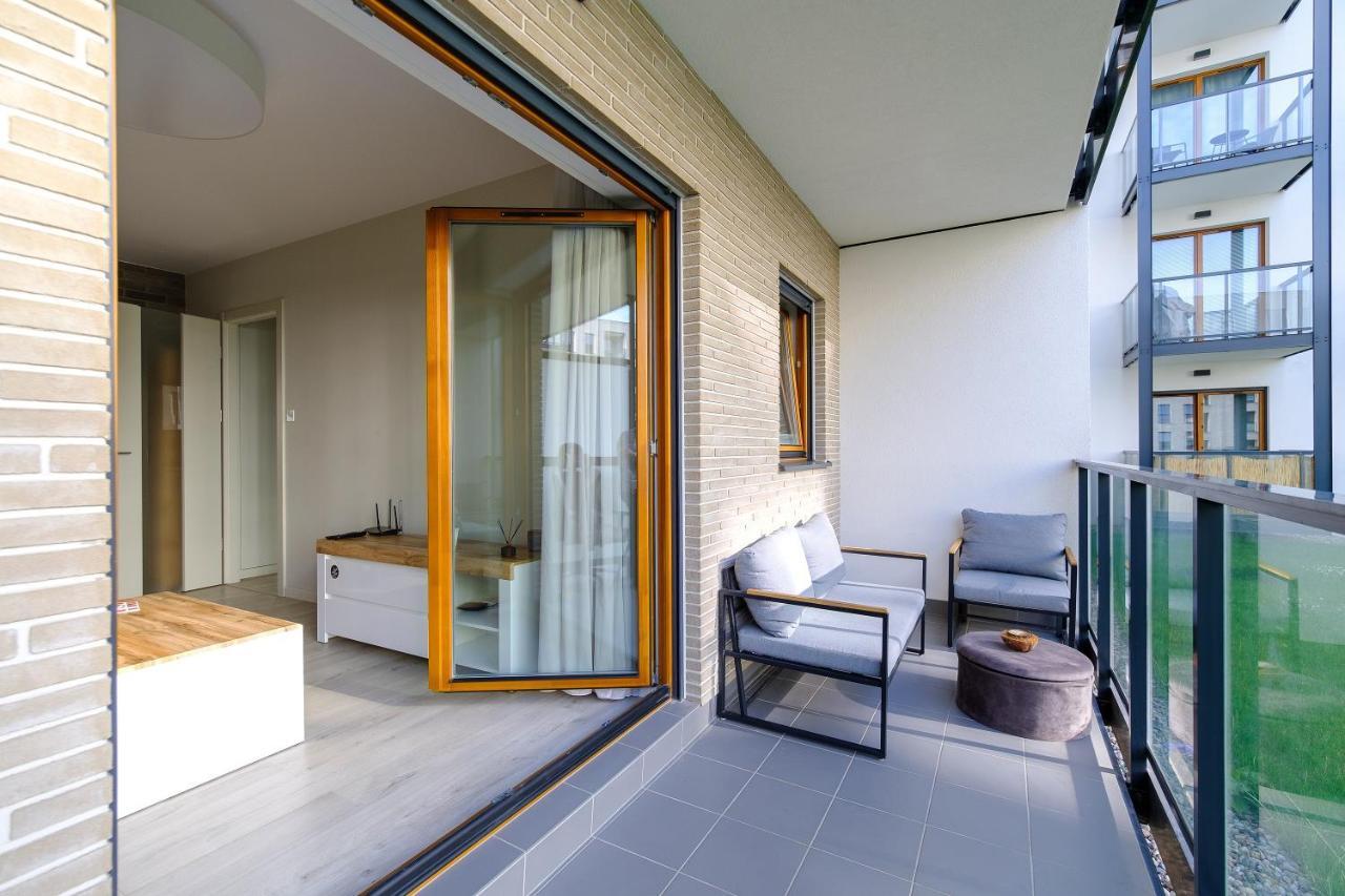Hello Apartments Zajezdnia Wrzeszcz With Private Parking 格但斯克 外观 照片